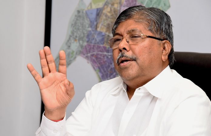 80chandrakant-dada-patil.jpg