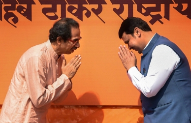 लोकसभेच्या जागांचा तिढा सोडवण्यासाठी मुख्यमंत्री घेणार उद्धव ठाकरेंची भेट